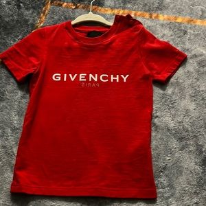 2T givenchy kids tshirt worn for 2 hours